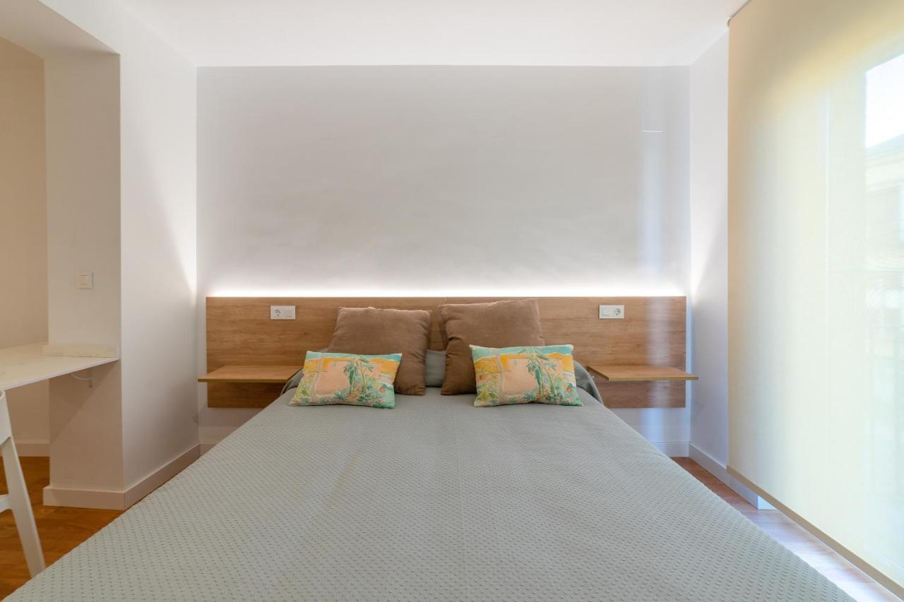 Apartamentos Turisticos Torres De Santiago Úbeda Extérieur photo