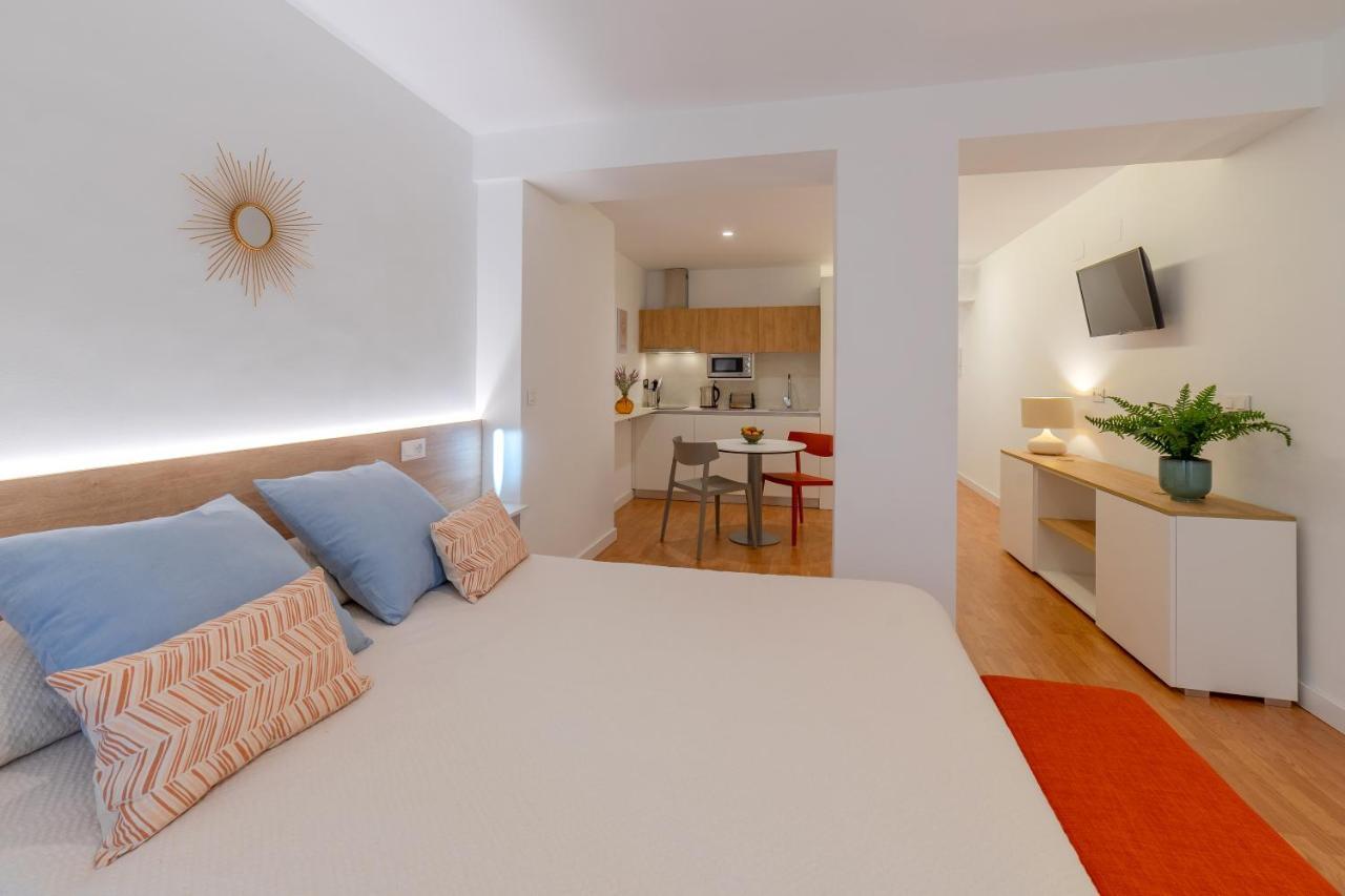Apartamentos Turisticos Torres De Santiago Úbeda Extérieur photo