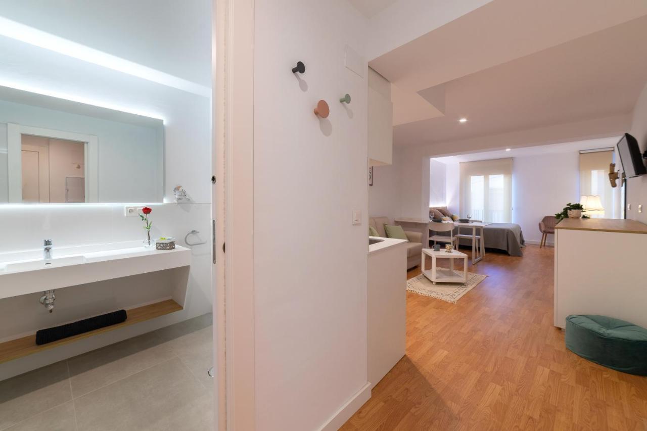 Apartamentos Turisticos Torres De Santiago Úbeda Extérieur photo