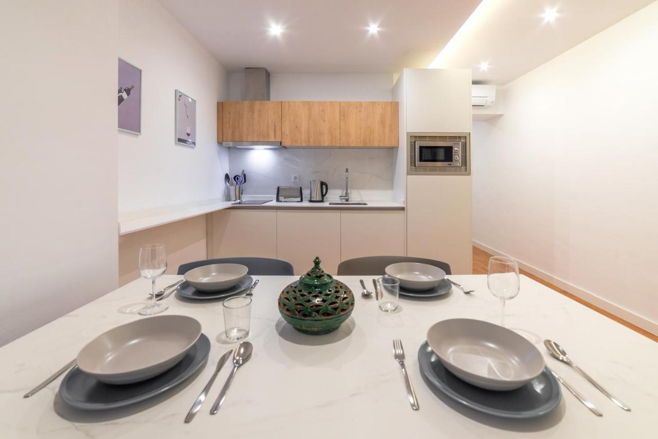 Apartamentos Turisticos Torres De Santiago Úbeda Extérieur photo