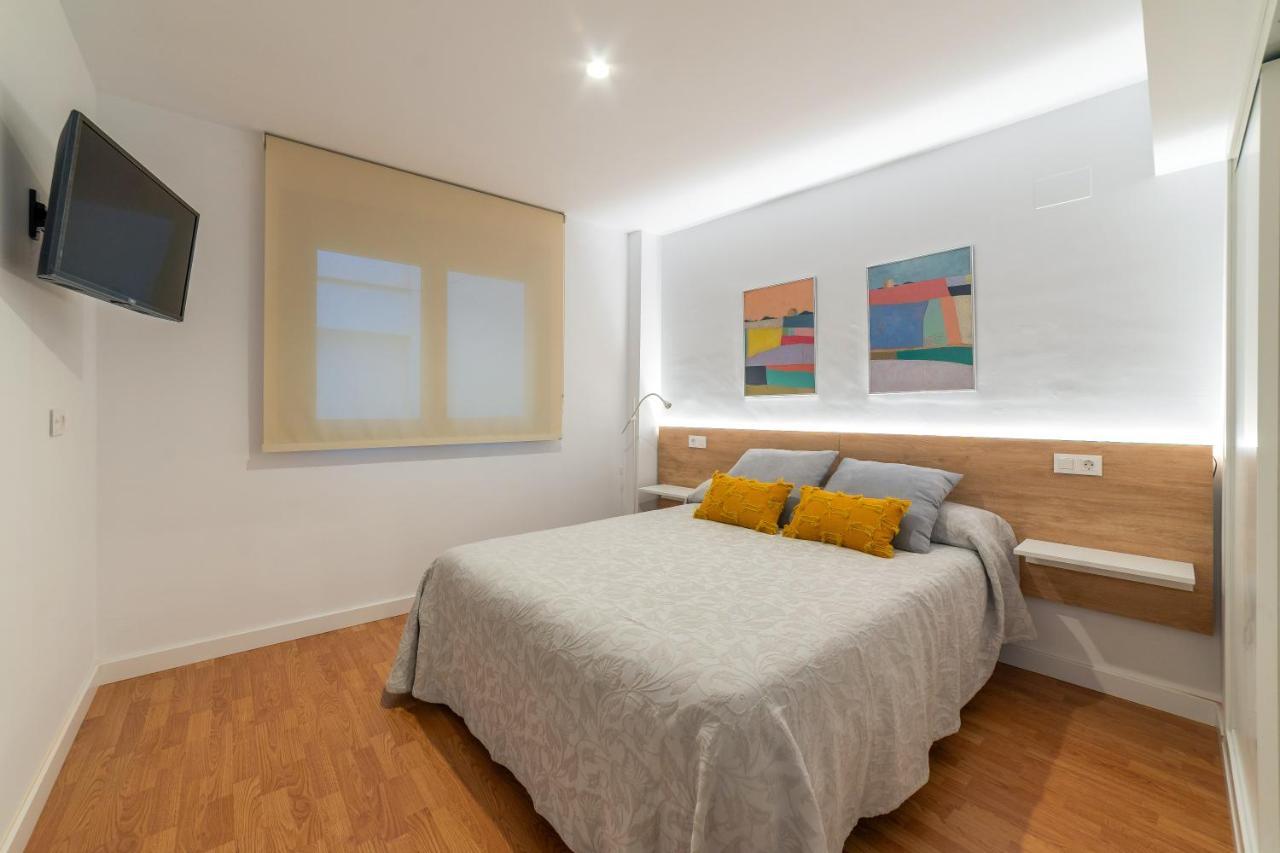 Apartamentos Turisticos Torres De Santiago Úbeda Extérieur photo