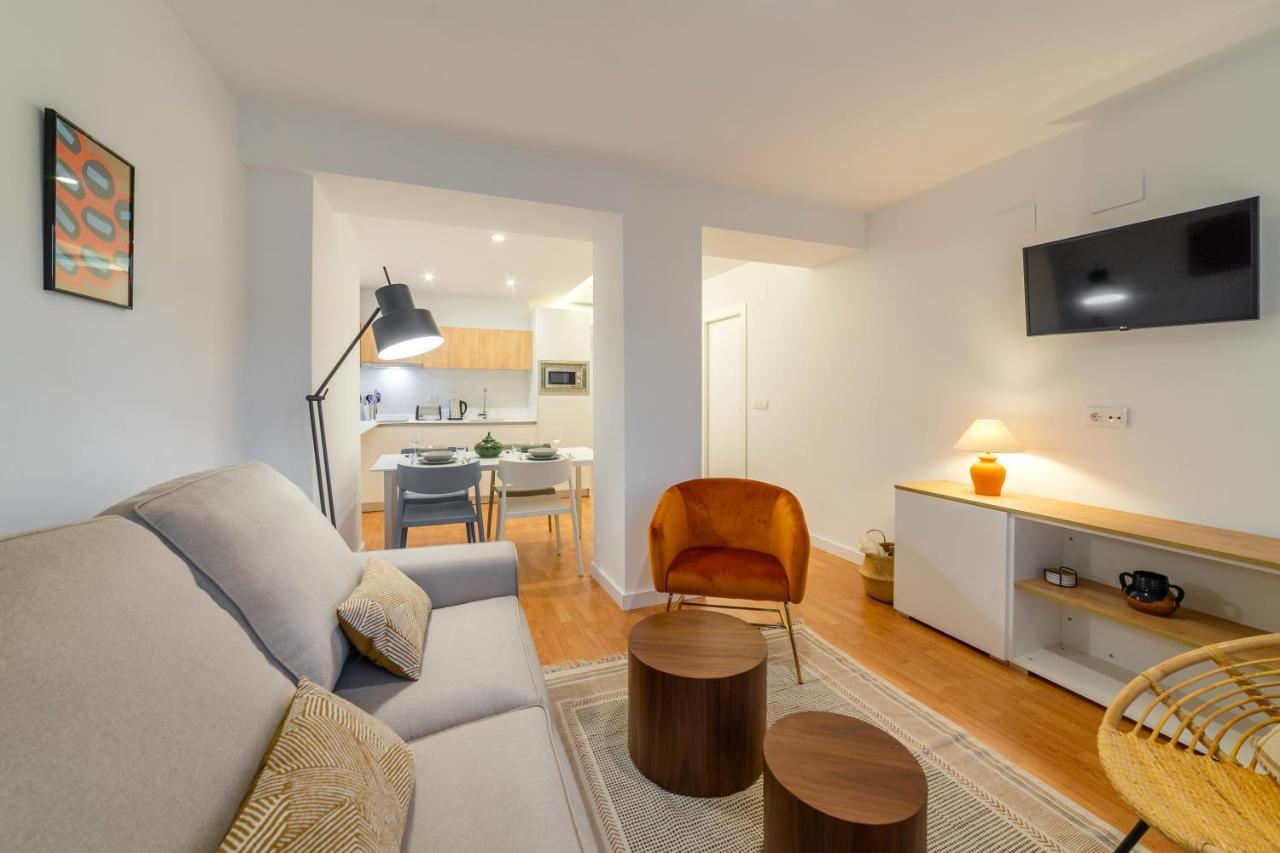 Apartamentos Turisticos Torres De Santiago Úbeda Extérieur photo
