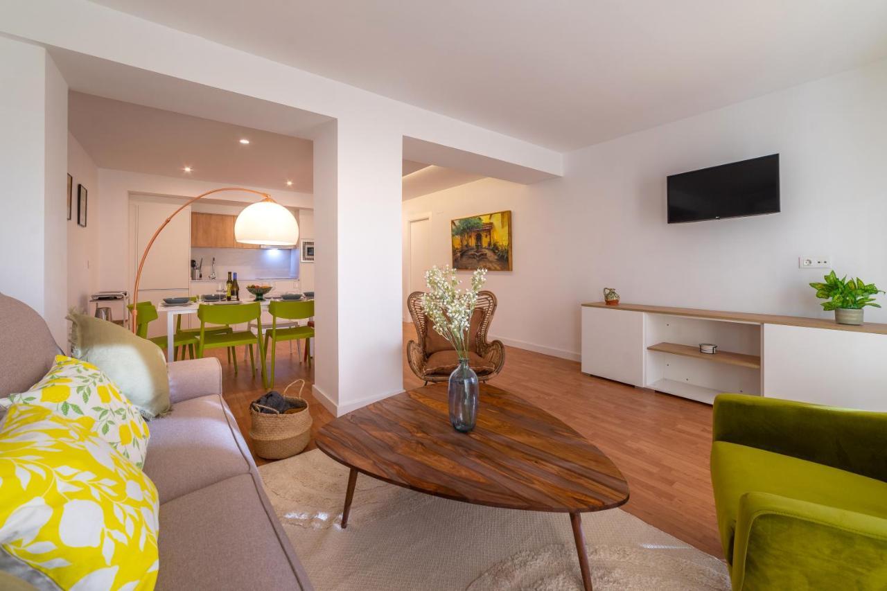 Apartamentos Turisticos Torres De Santiago Úbeda Extérieur photo